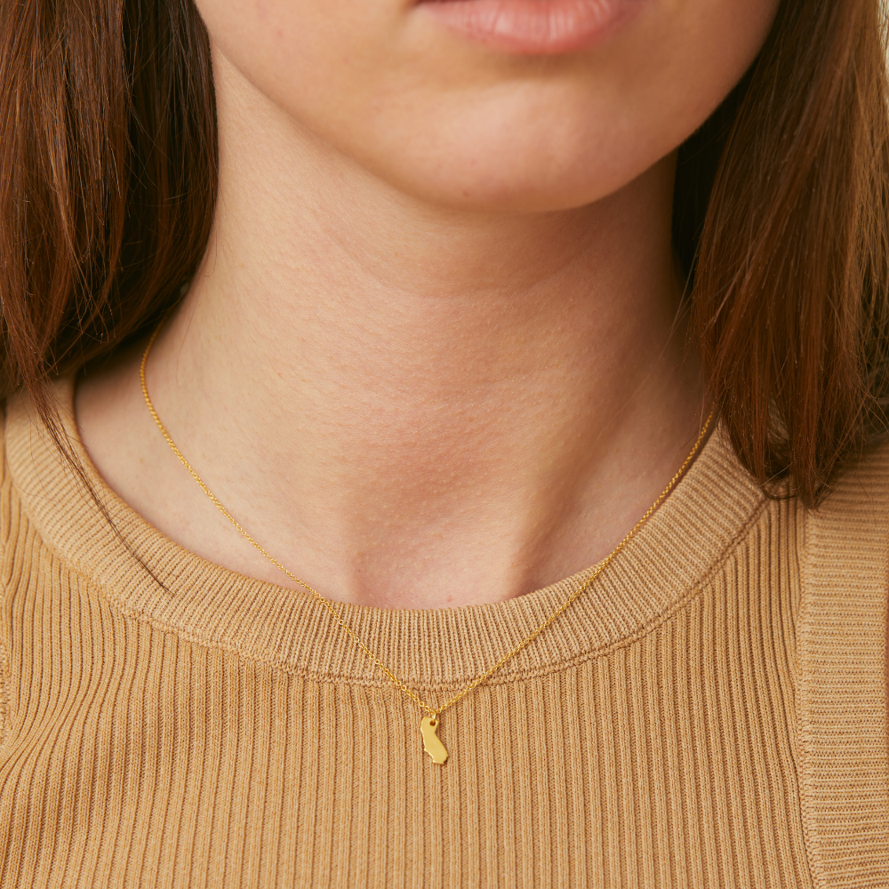 I love California charm necklace - Dogeared