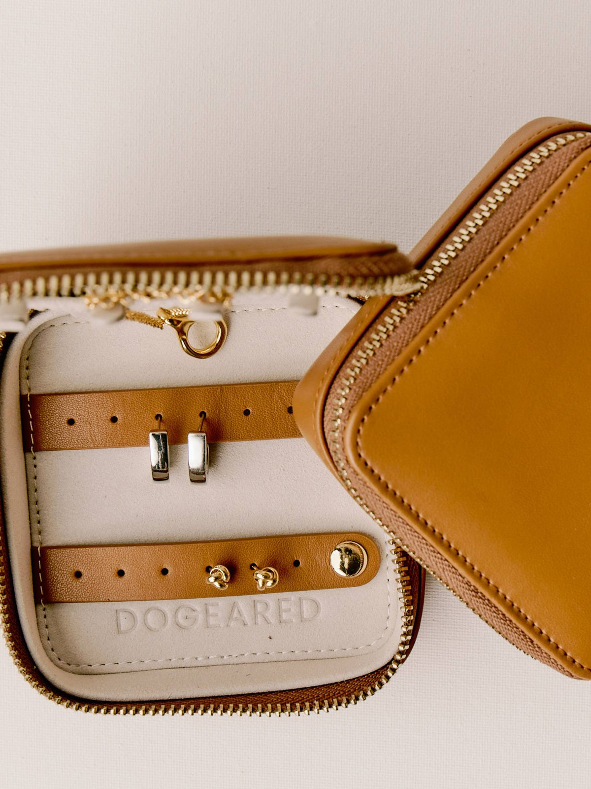 Dogeared Script The Gift Guides – Dogeared