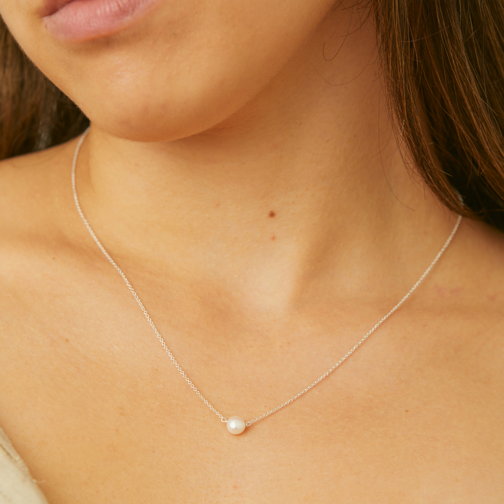 Pearls of love small white pearl necklace - Dogeared