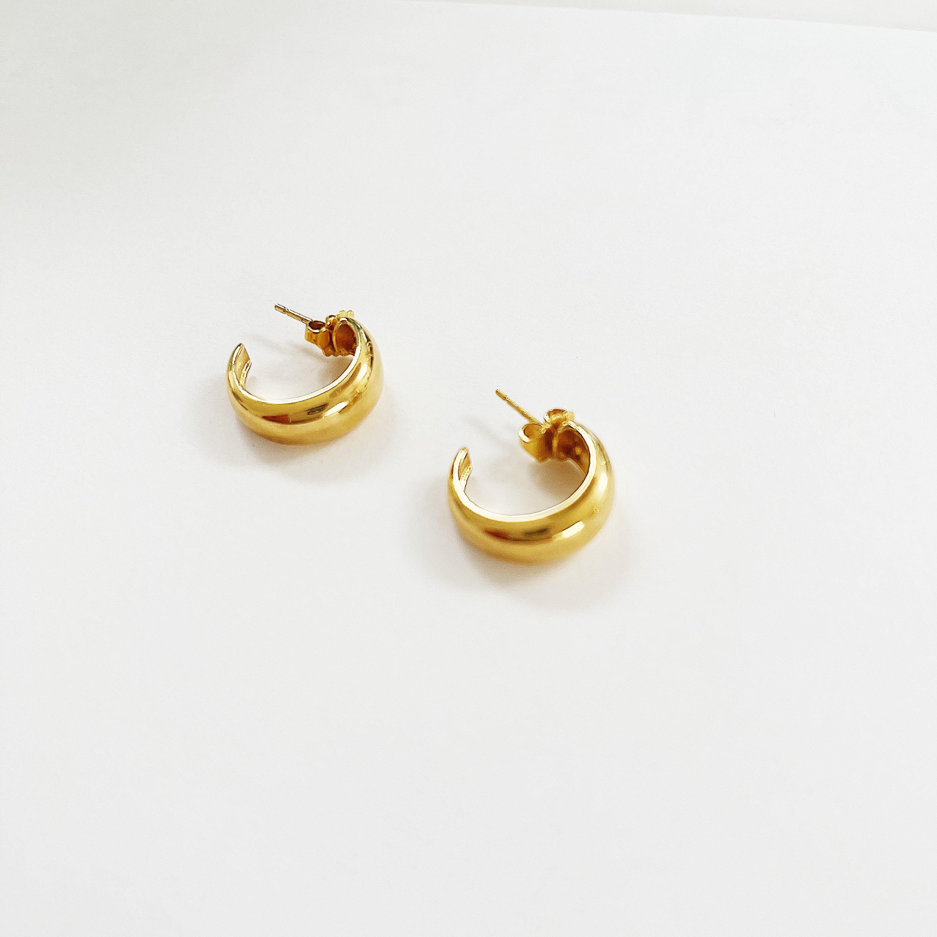 Everyday Hoop Earrings| Dogeared